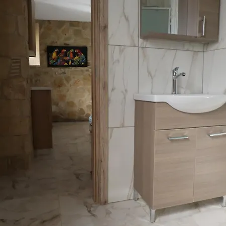 La Hacienda Cyprus לימסול