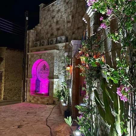 La Hacienda Cyprus Otel Limasol